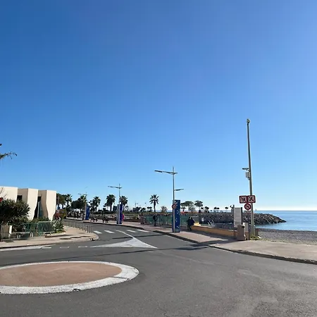 Renovated Seaside In The Heart Of *