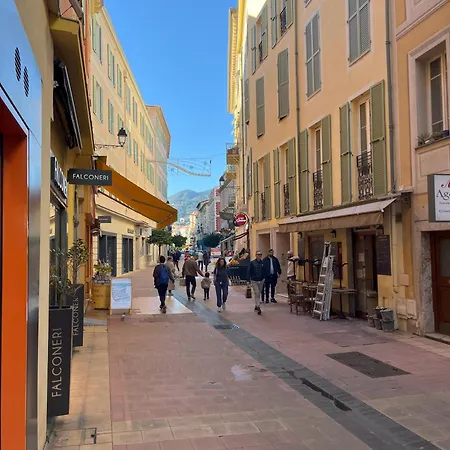 Appartement Renovated Seaside In The Heart Of Menton