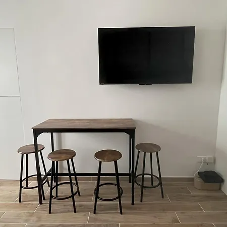 Renovated Seaside In The Heart Of Apartment *